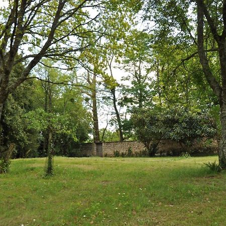 Bed and Breakfast Le Logis Du Plessis Chaniers Экстерьер фото