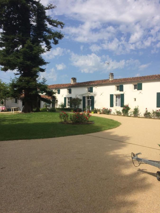 Bed and Breakfast Le Logis Du Plessis Chaniers Экстерьер фото